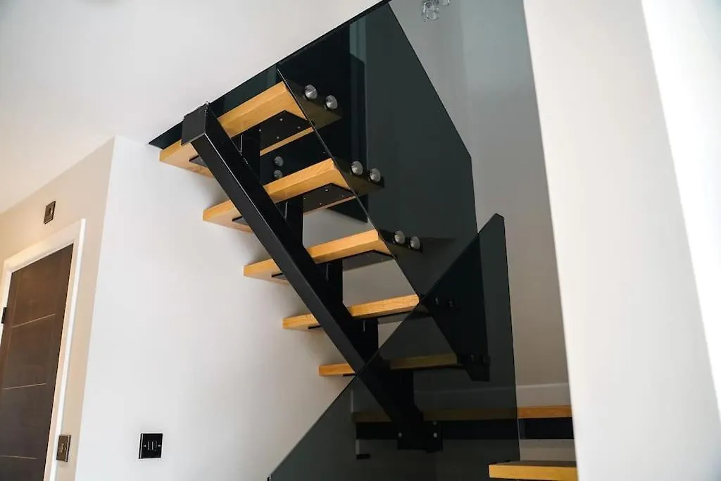 דירות יורק Modern And Luxury House